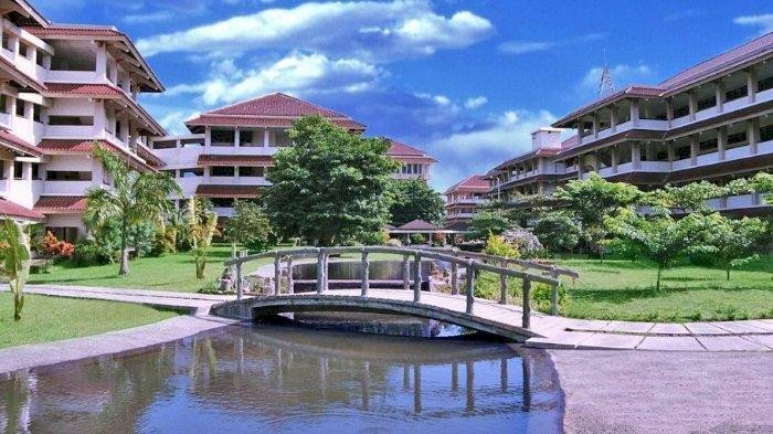 10 Daftar Universitas Terbaik di Jogja 2022, versi UniRank. Gambar : Sumber : usd.ac.id