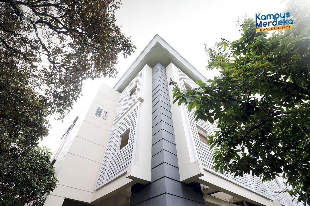 5 Rekomendasi Kota yang Memiliki Kampus Favorit Para Mahasiswa, Jogja Termasuk Salah Satunya Lho. Gambar : IG @ugm.yogyakarta