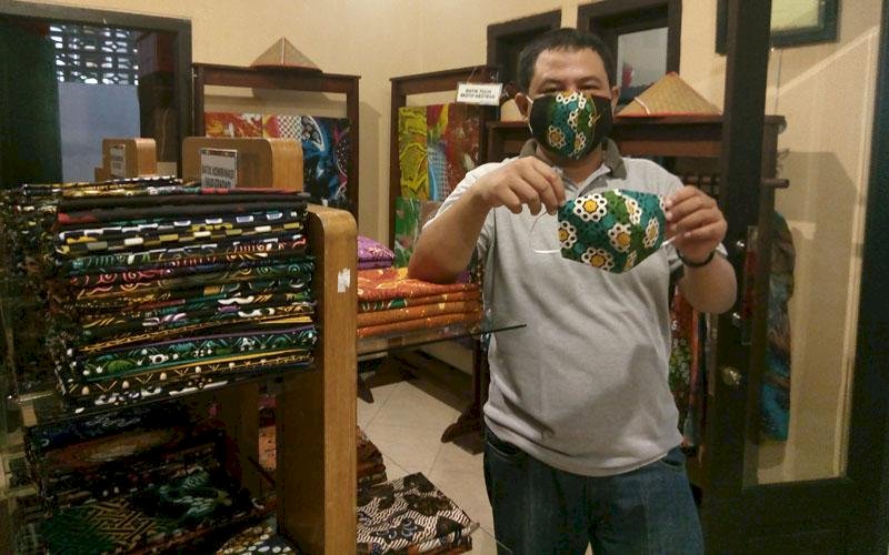 Inovasi di Tengah Pandemi, Pembatik Kulonprogo Ciptakan Masker Geblek Renteng. Gambar : Harian Jogja/Jalu Rahman Dewantara