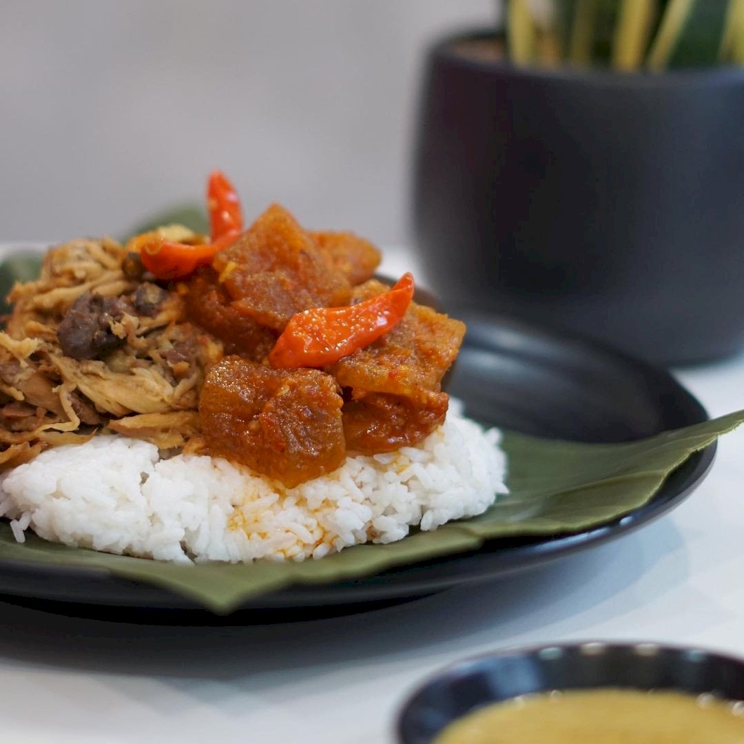 Kamu Penggemar Gudeg? Simak 5 Fakta Unik Gudeg Khas Jogja yang Harus Kamu Tau!. Gambar : ig @gudegbesekpakbima