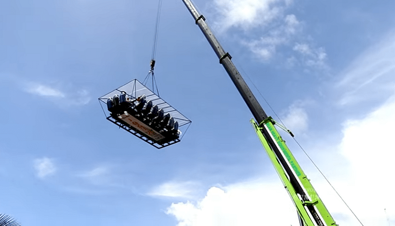 Sempat Viral, Operasional Crane Wahana ''Ngopi In The Sky'' di Gunungkidul dihentikan. Gambar : Wahana Ngopi in The Sky | Sekilas Gunungkidul