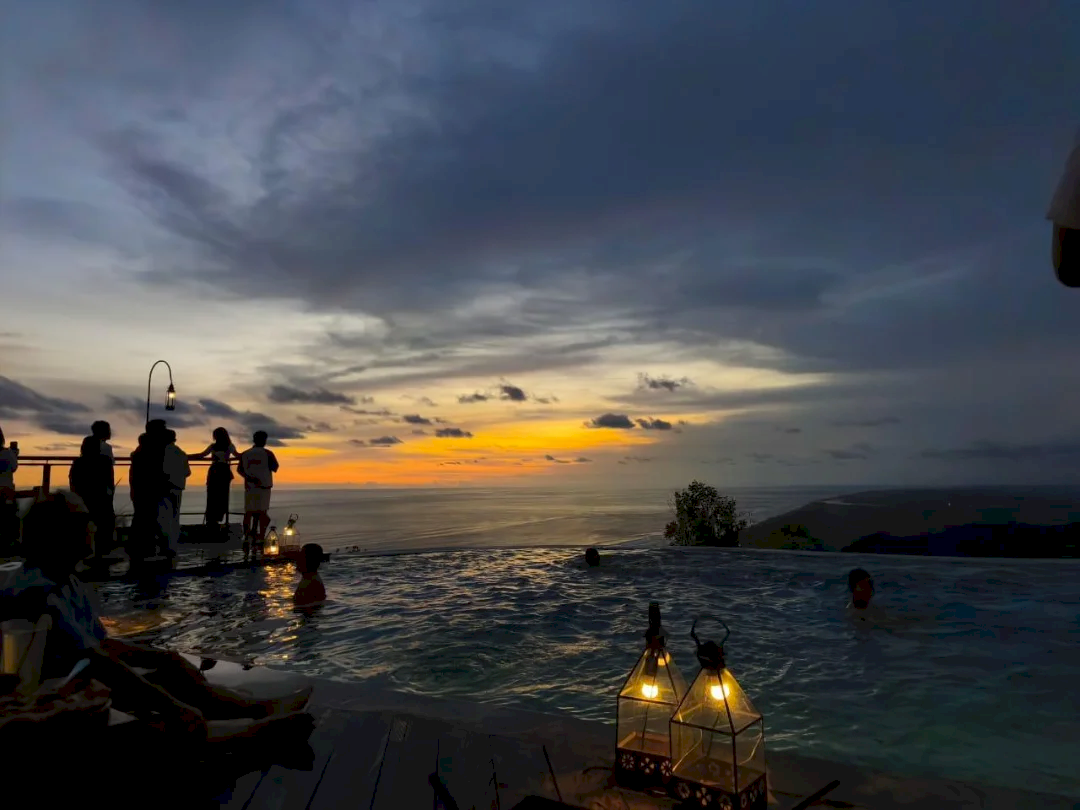 View Laut + Cafe Aesthetic? Obelix Sea Jogja Beneran Bikin Lupa Pulang!. Gambar : ig @varre.04